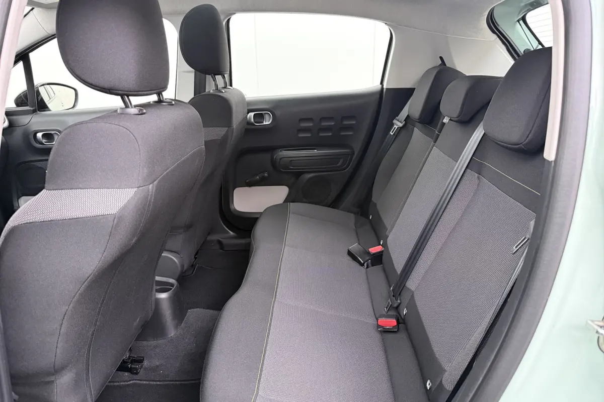 83 PK Business+ Carplay Cruise LED