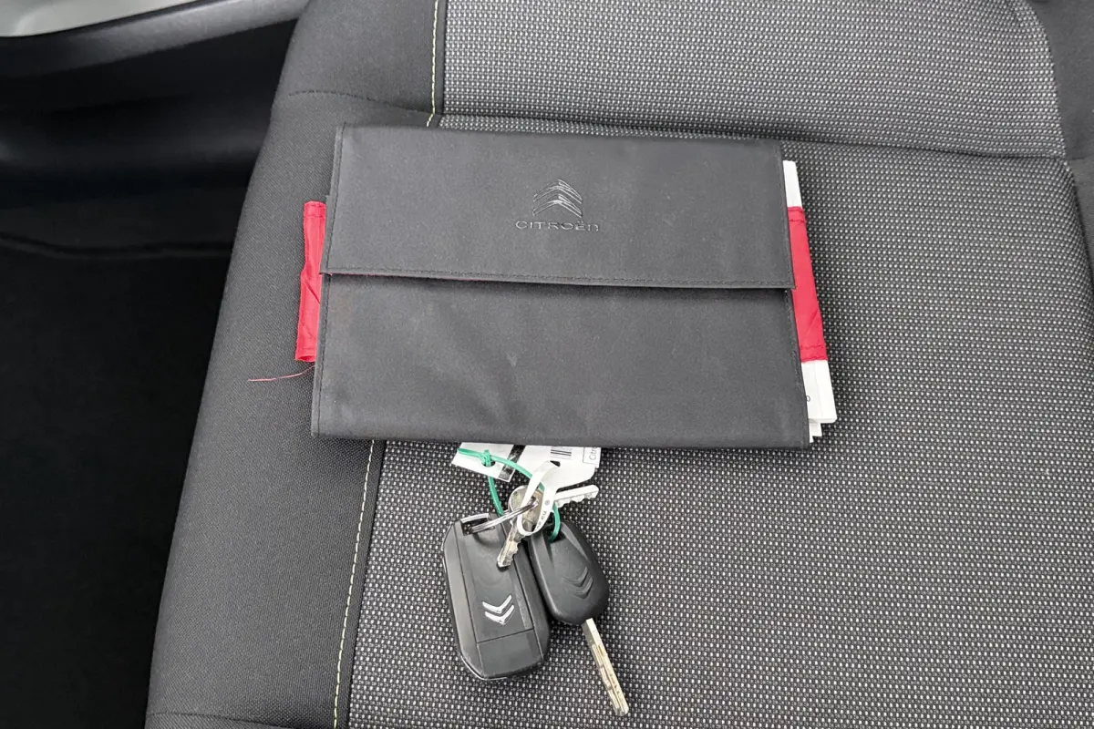 83 PK Business+ Carplay Cruise LED