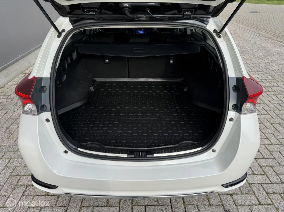 1.8 Hybrid | beurt + nwe banden!