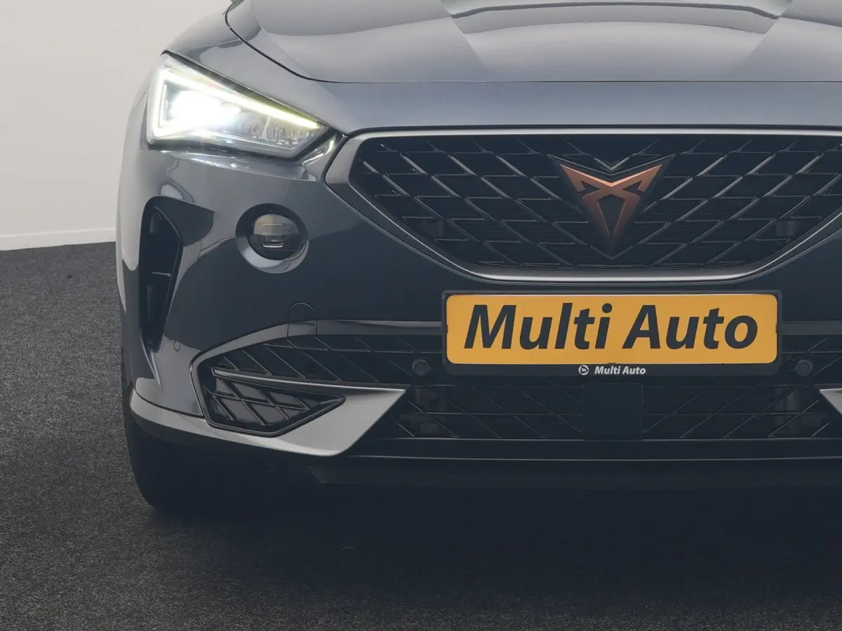 1.4 e-Hybrid VZ Copper Edition PHEV 245pk Dealer O.H | Panodak | Adaptive Cruise | Camera | Sportstoelen & Stuur Verwarmd | Keyless | Blis | Sfeerverlichting | Apple Carplay | DAB | Navigati