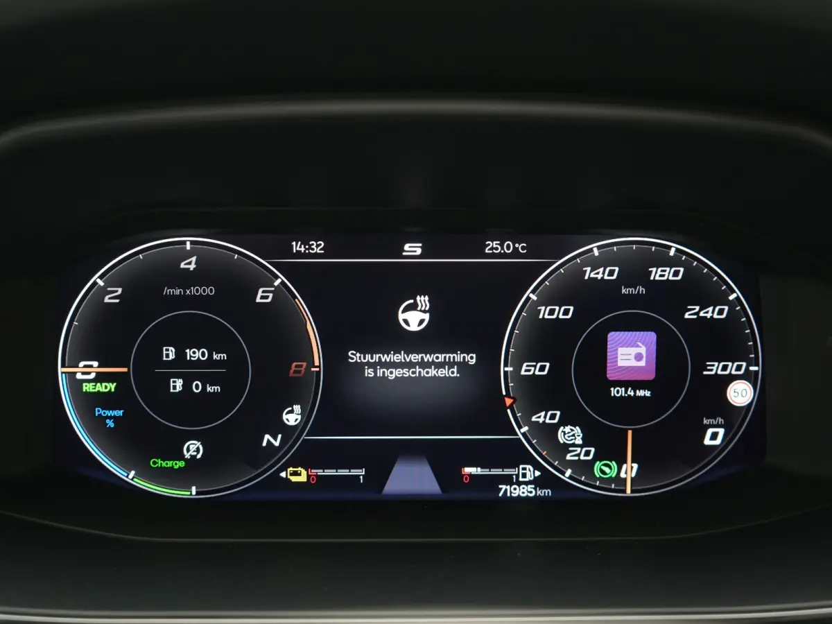 1.4 e-Hybrid VZ Copper Edition PHEV 245pk Dealer O.H | Panodak | Adaptive Cruise | Camera | Sportstoelen & Stuur Verwarmd | Keyless | Blis | Sfeerverlichting | Apple Carplay | DAB | Navigati