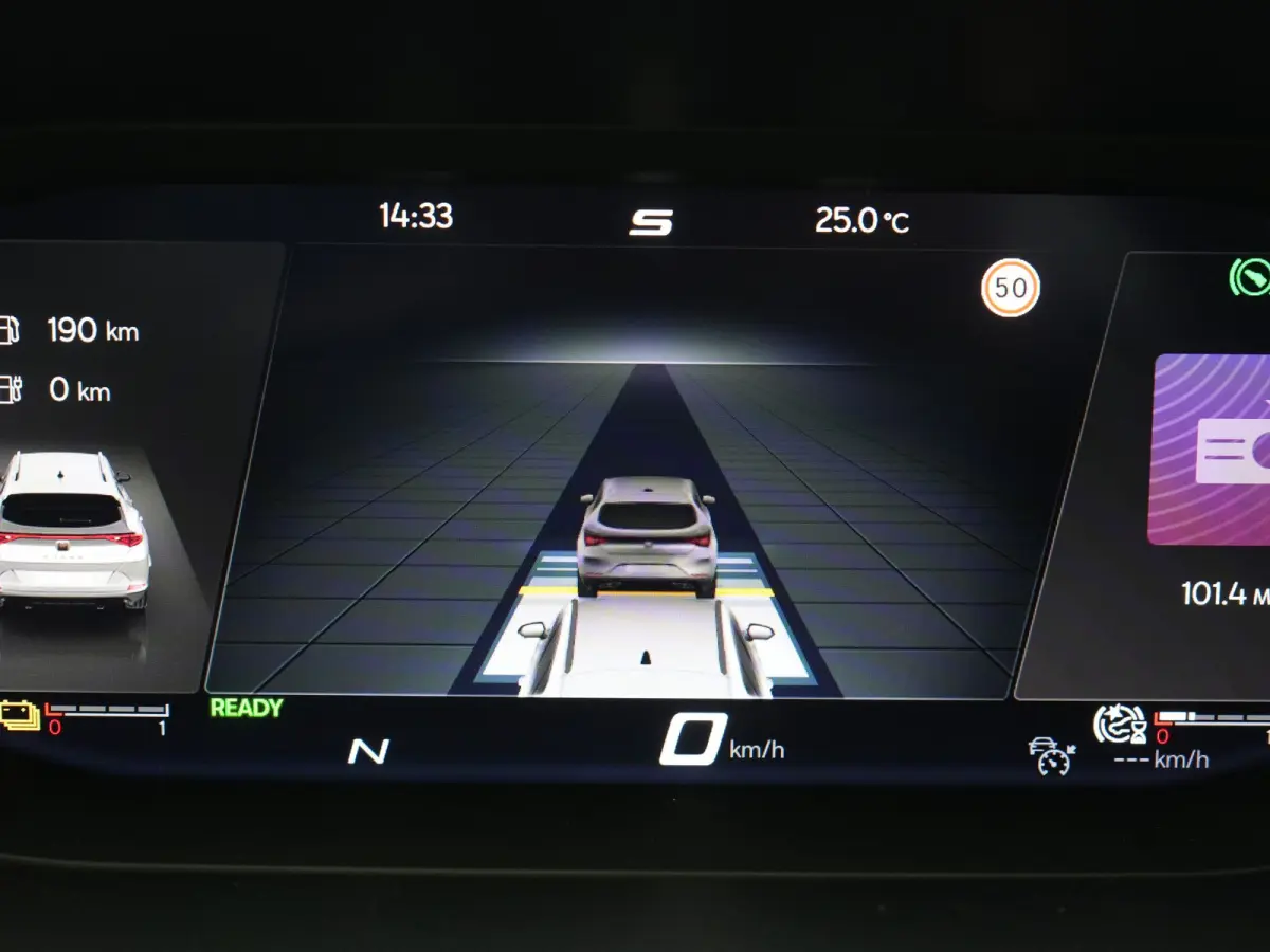 1.4 e-Hybrid VZ Copper Edition PHEV 245pk Dealer O.H | Panodak | Adaptive Cruise | Camera | Sportstoelen & Stuur Verwarmd | Keyless | Blis | Sfeerverlichting | Apple Carplay | DAB | Navigati