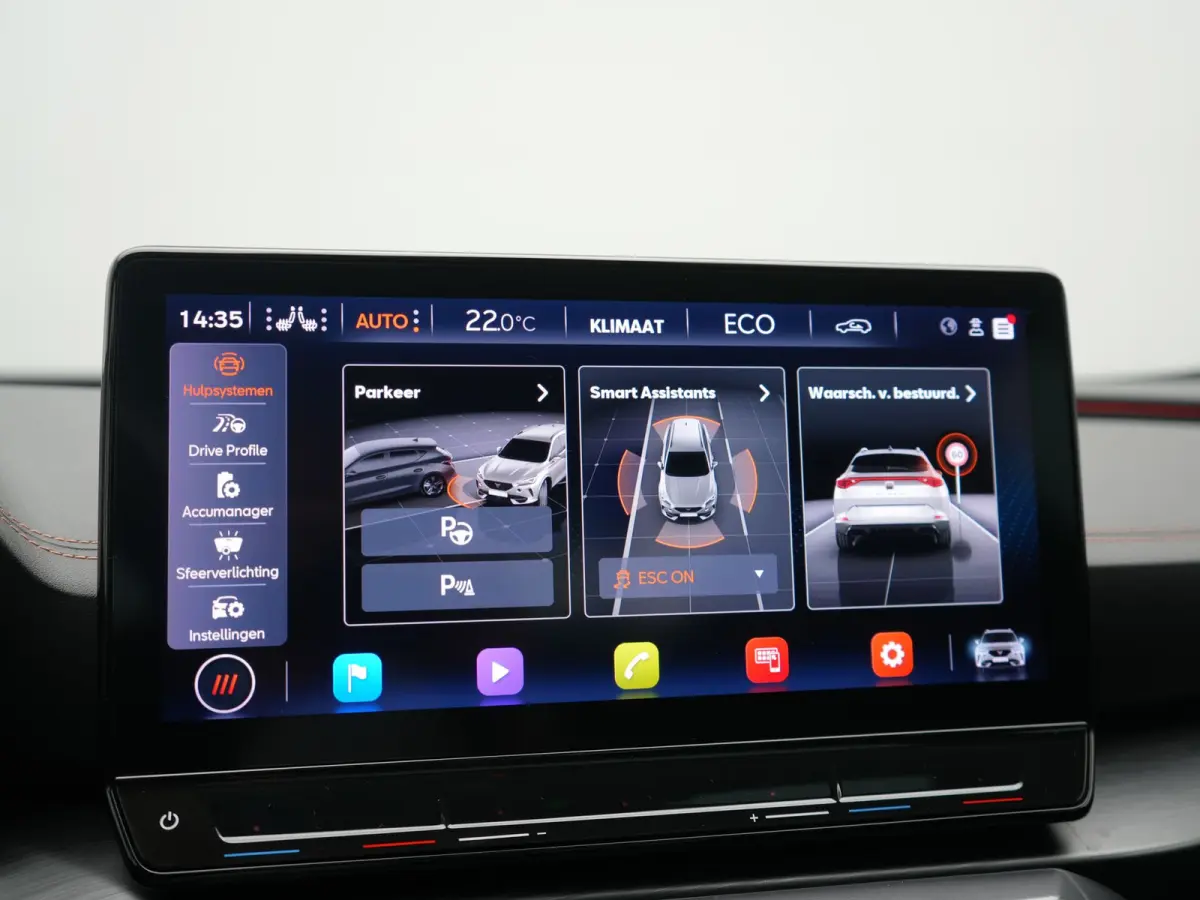 1.4 e-Hybrid VZ Copper Edition PHEV 245pk Dealer O.H | Panodak | Adaptive Cruise | Camera | Sportstoelen & Stuur Verwarmd | Keyless | Blis | Sfeerverlichting | Apple Carplay | DAB | Navigati