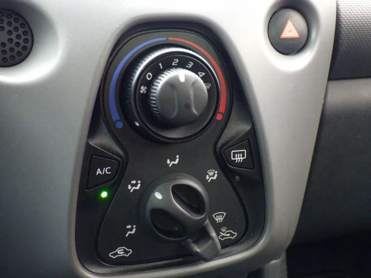 1.0 e-VTi Active Airco, 5 DRS NL/NAP!