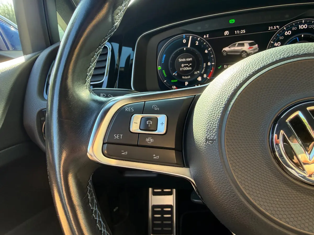 1.4 TSI PHEV 7.5 | Virtual | ACC | Apple Carplay | Camera + PDC | Climatronic | Trekhaak |