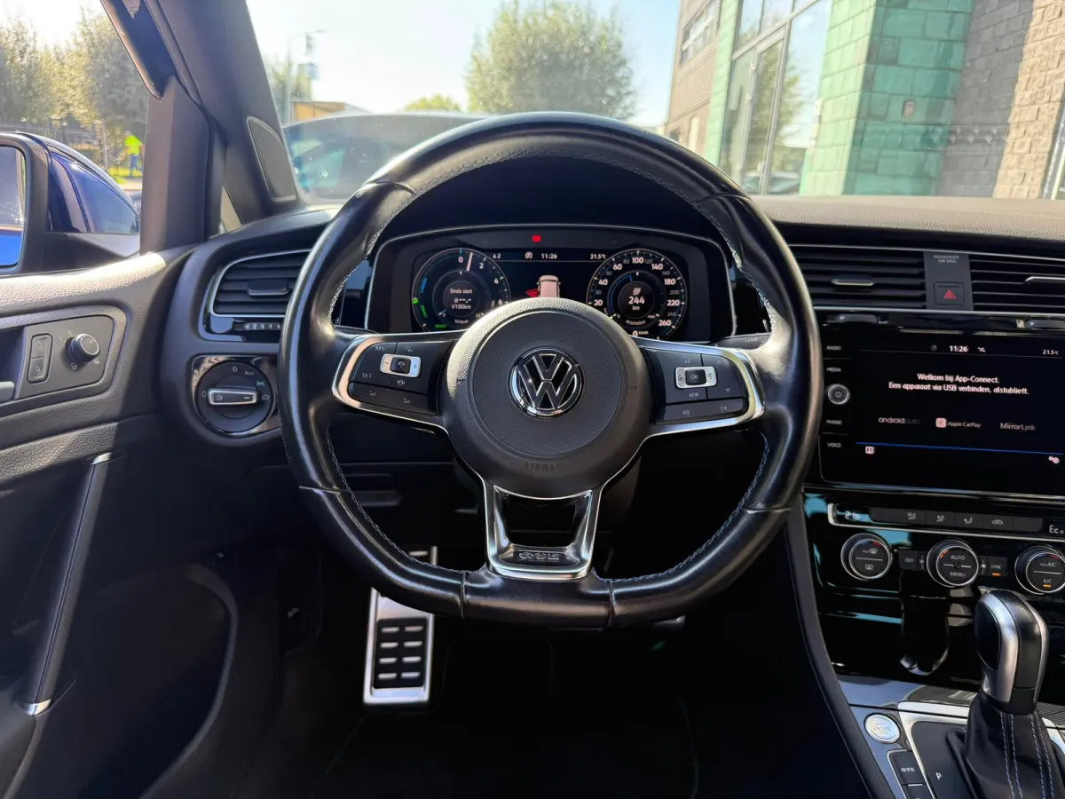 1.4 TSI PHEV 7.5 | Virtual | ACC | Apple Carplay | Camera + PDC | Climatronic | Trekhaak |