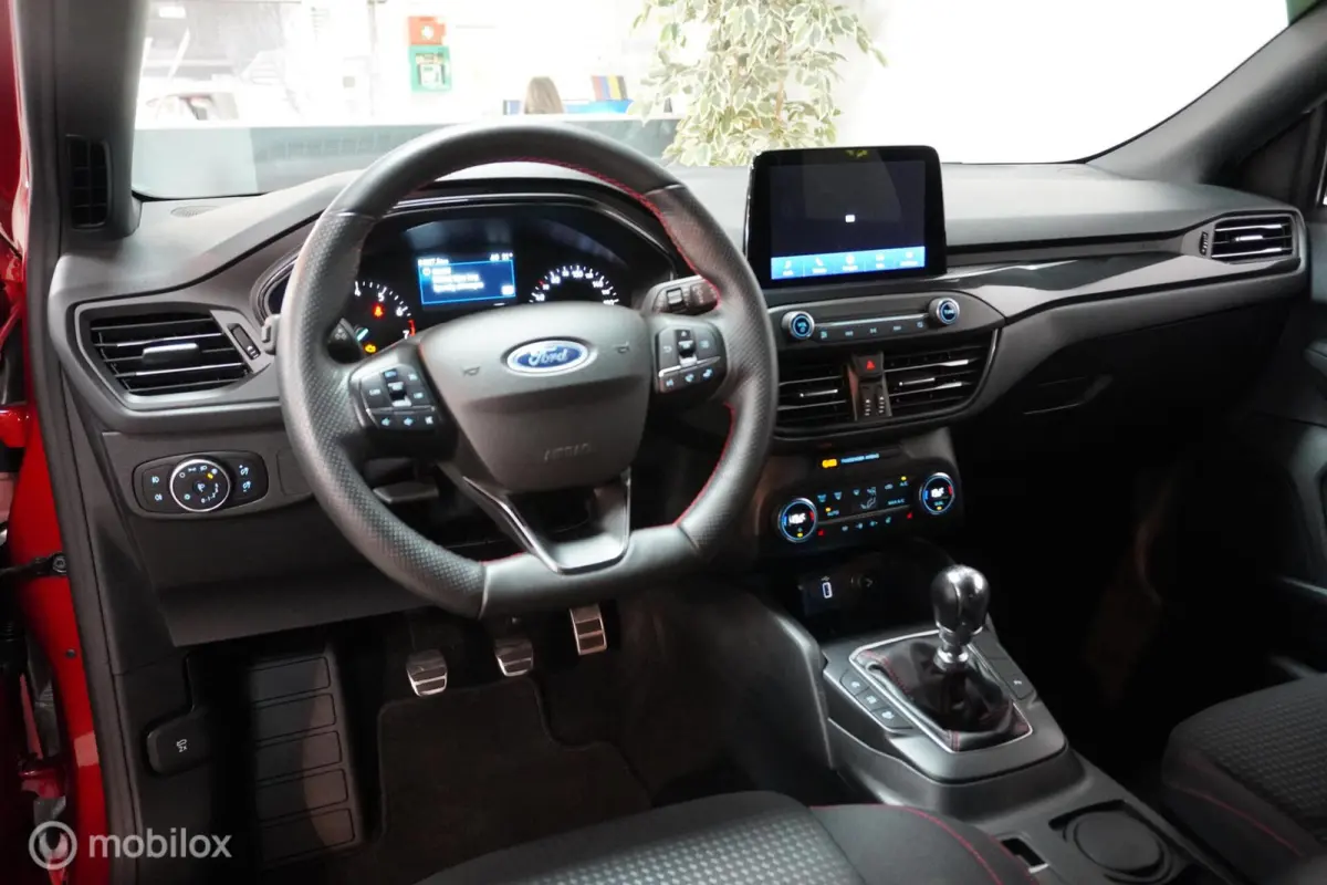 1.0 EcoBoost Hybrid ST Line X Business