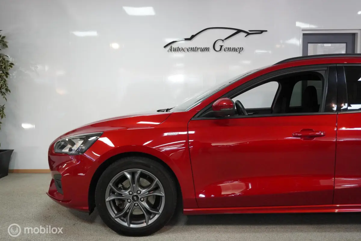 1.0 EcoBoost Hybrid ST Line X Business