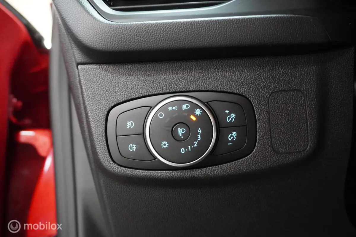 1.0 EcoBoost Hybrid ST Line X Business