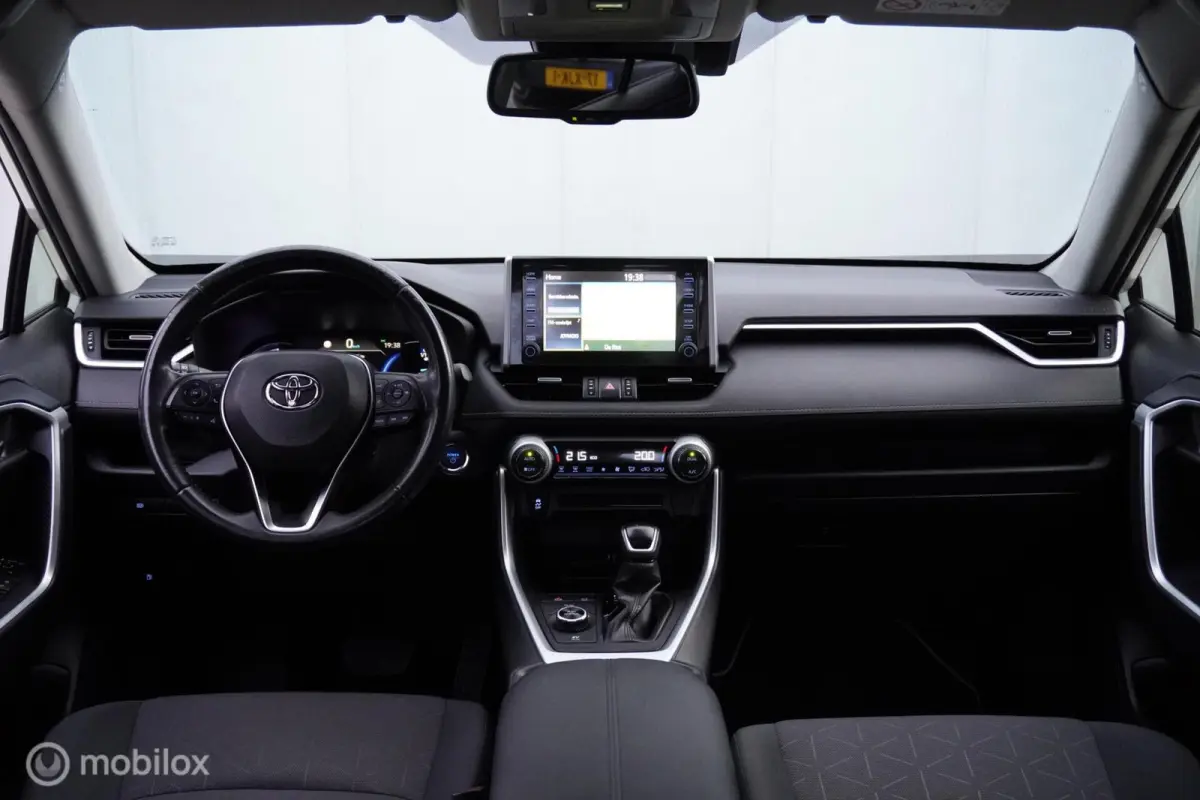 2.5 Hybrid AWD Dynamic