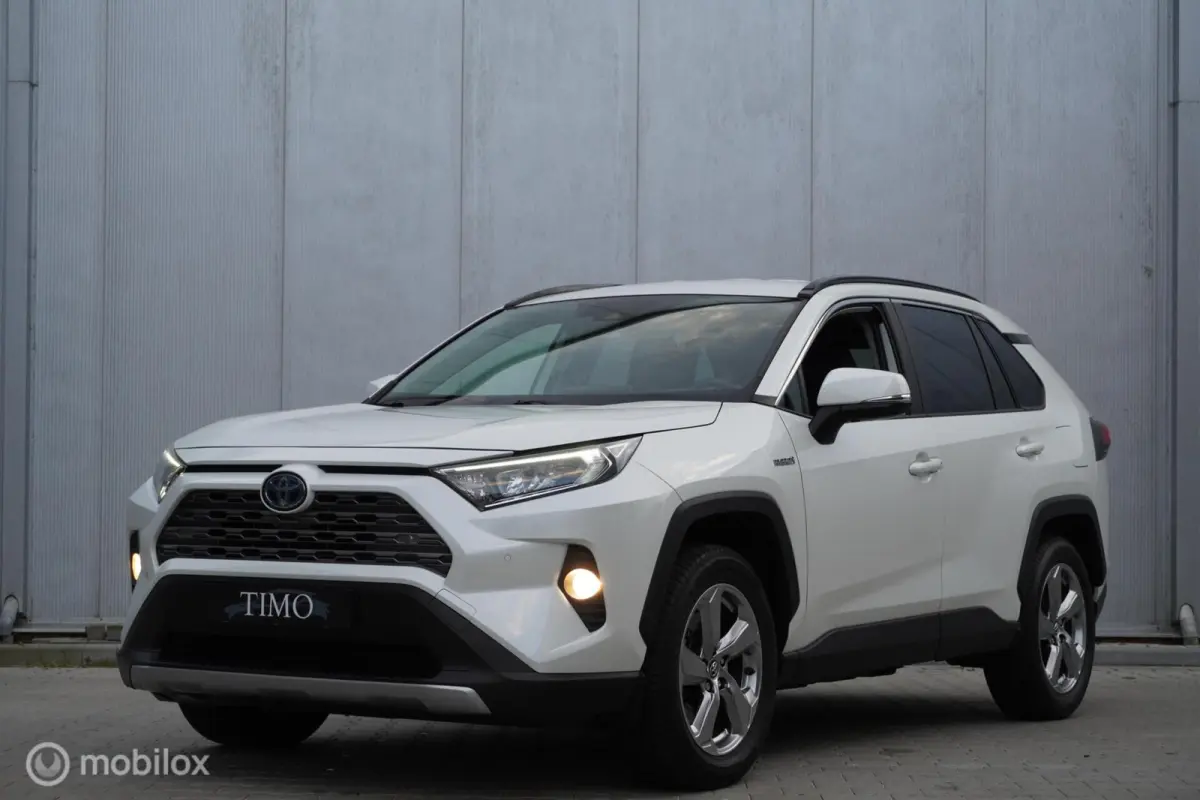 2.5 Hybrid AWD Dynamic