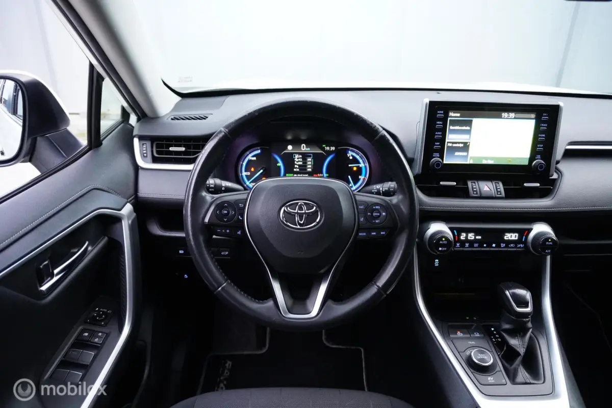2.5 Hybrid AWD Dynamic