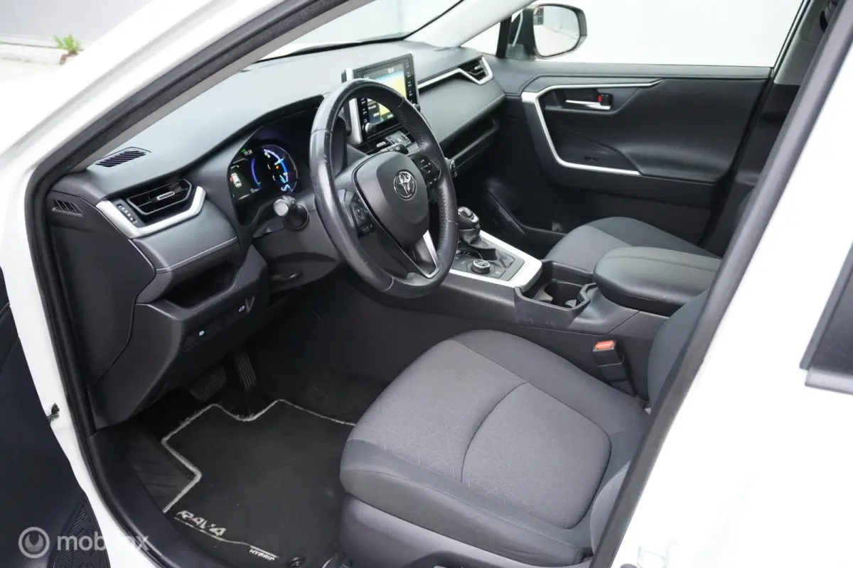 2.5 Hybrid AWD Dynamic