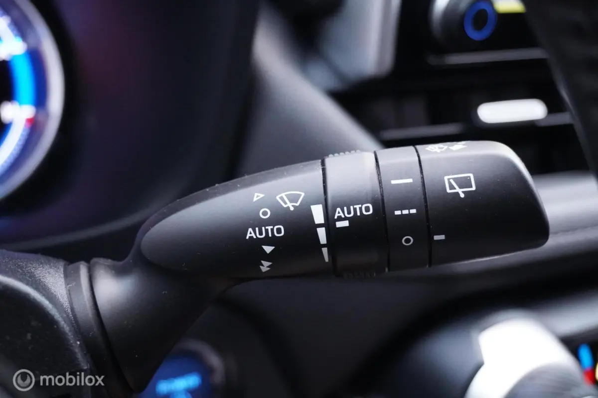 2.5 Hybrid AWD Dynamic