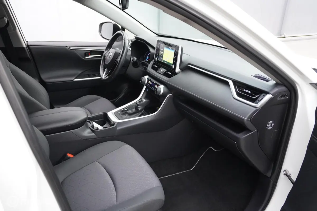 2.5 Hybrid AWD Dynamic