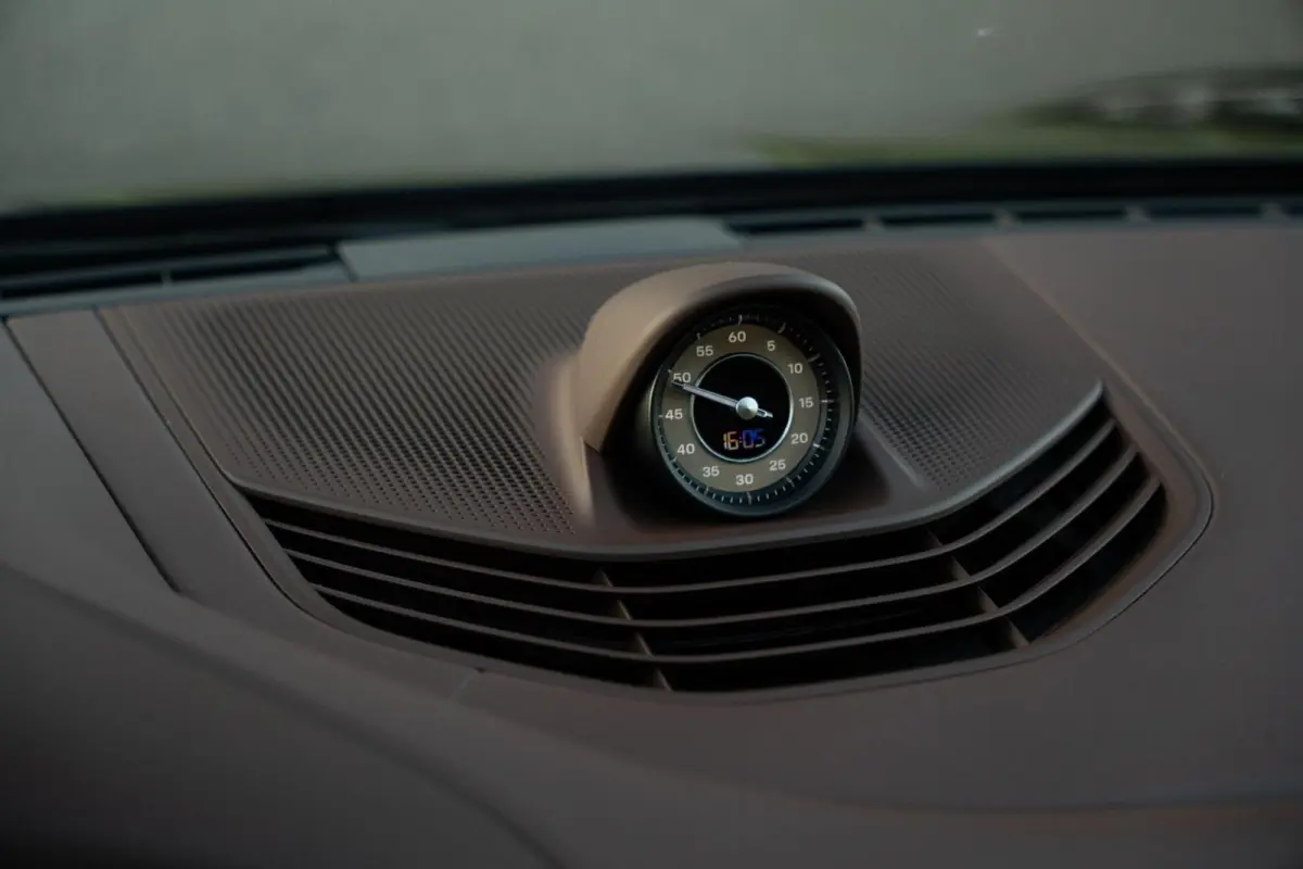 4S Performance 84 kWh|Matrix|Chrono|Achteras besturing|Panoramadak|Olea Leder|Bose|Luchtvering|Full Option|Dealer Onderhouden