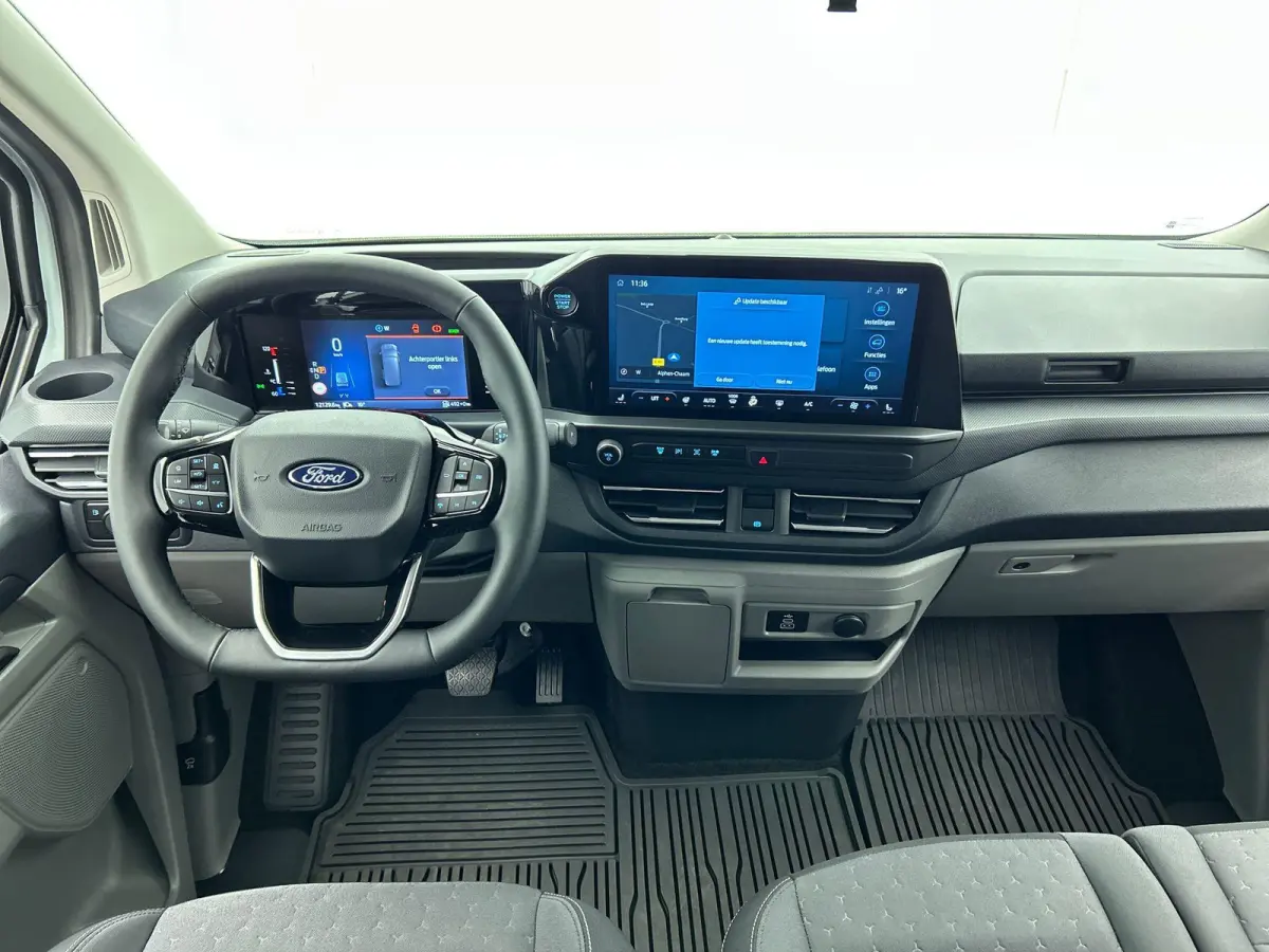 340 2.5 PHEV L2H1 Limited Automaat Incl. BTW/BPM! Airco ECC 2 x Schuifdeur Asisstance Pack Premium Full Options!