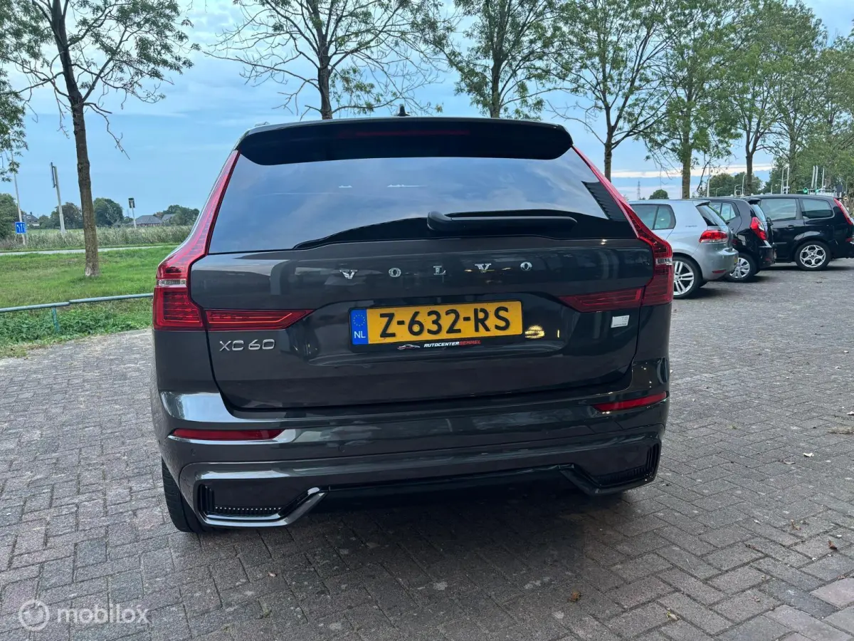 2.0 T8 Plug-in hybrid AWD R-Design Vollll