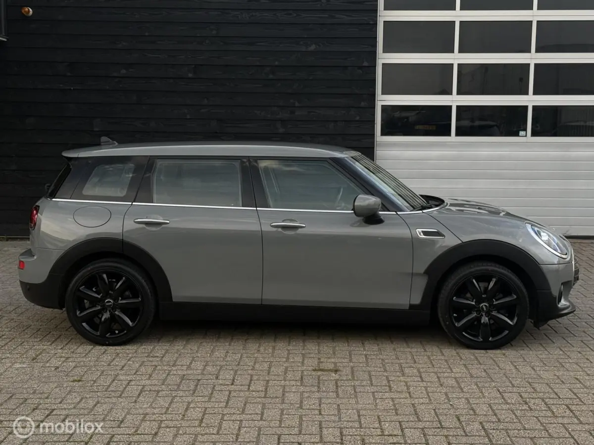 1.5 | CarPlay | Stoelverwarming | Cruise | LED