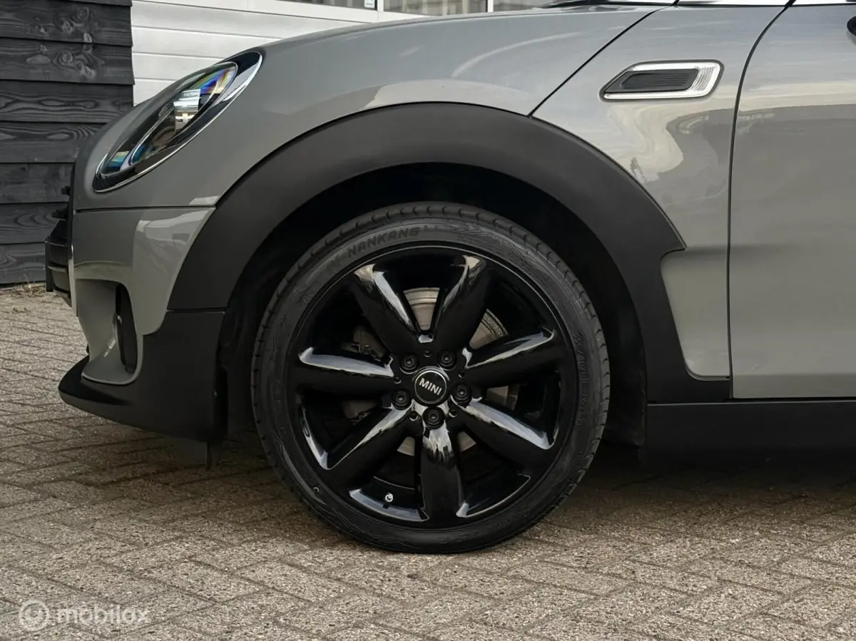 1.5 | CarPlay | Stoelverwarming | Cruise | LED