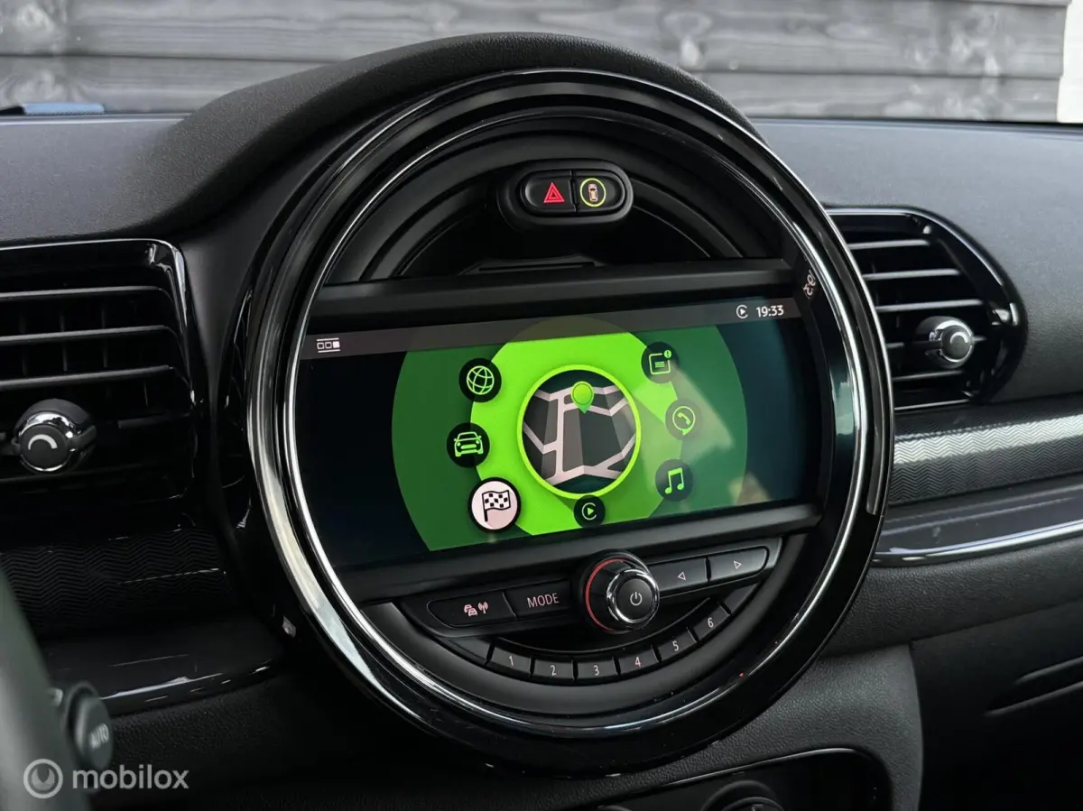 1.5 | CarPlay | Stoelverwarming | Cruise | LED