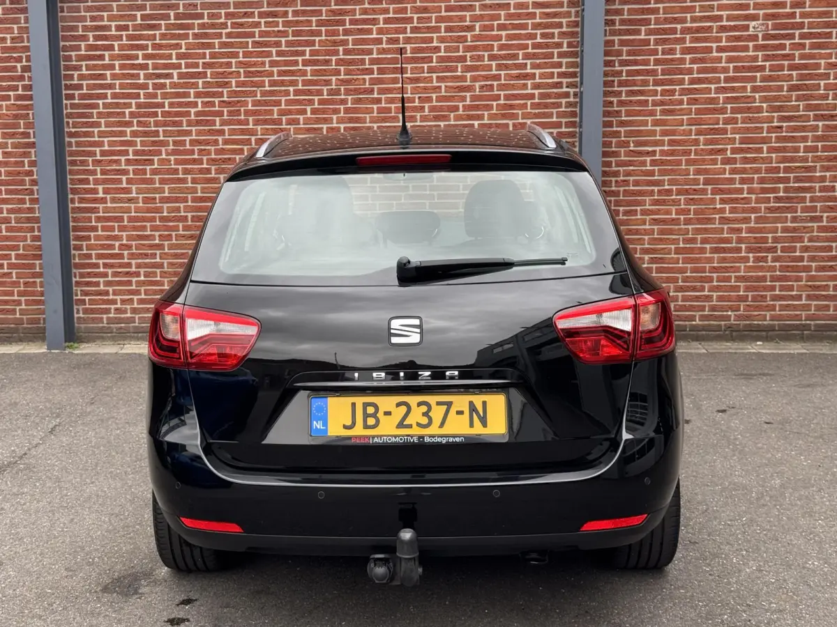 1.0 EcoTSI Style Connect | Trekhaak | Navi | Cruise Control | LM-velgen |