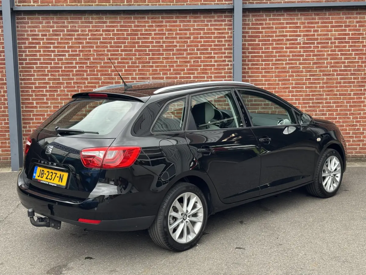 1.0 EcoTSI Style Connect | Trekhaak | Navi | Cruise Control | LM-velgen |