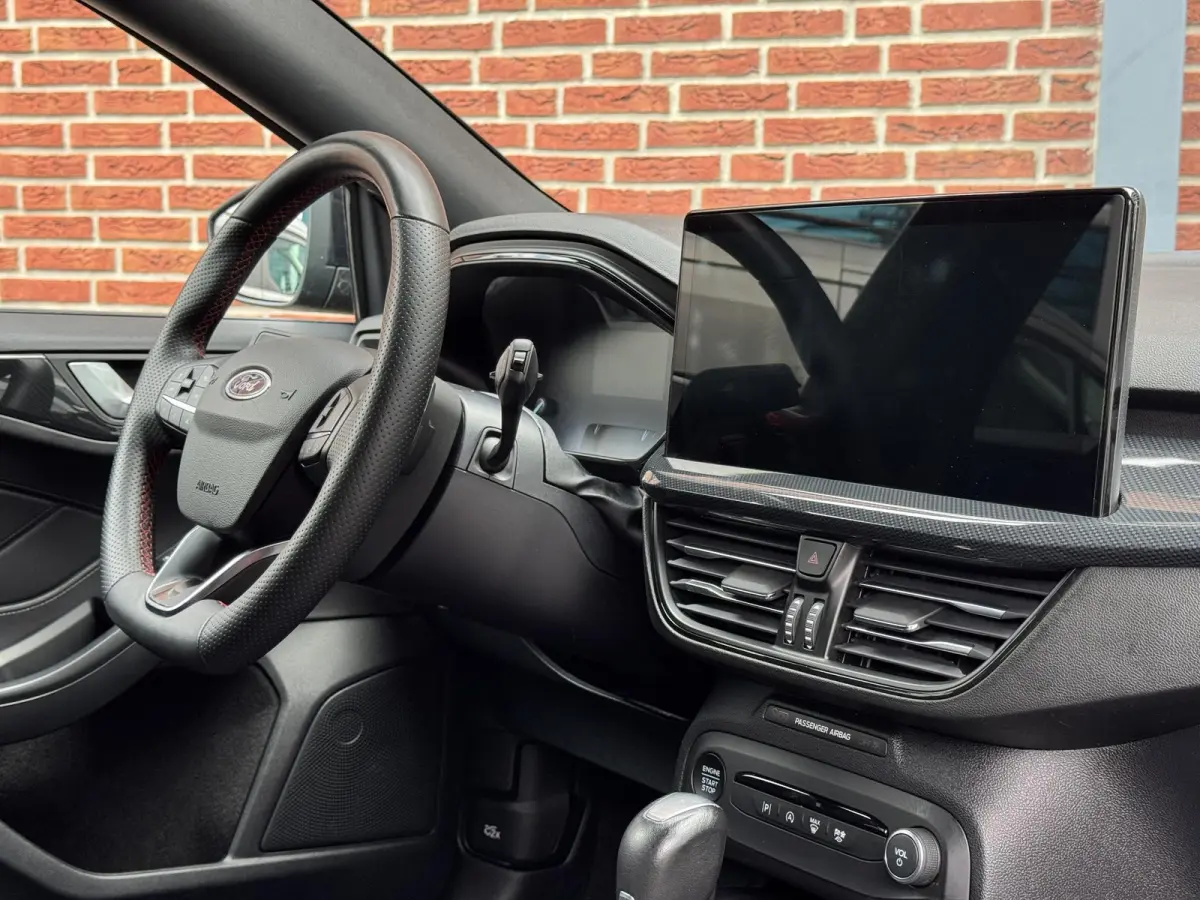 1.0 EcoBoost Hybrid ST Line | Stuur, Stoel en Voorruitverwarming | Cruise Control adaptief | Carplay/Andriod/Navi |
