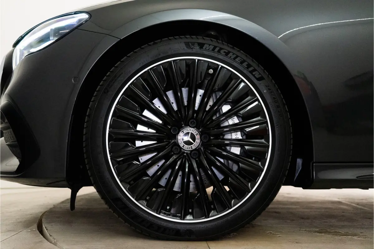 300 e Premium+ AMG 313PK | Burmester | Pano | Trekhaak | Multibeam | VOL! Fabrieksgarantie