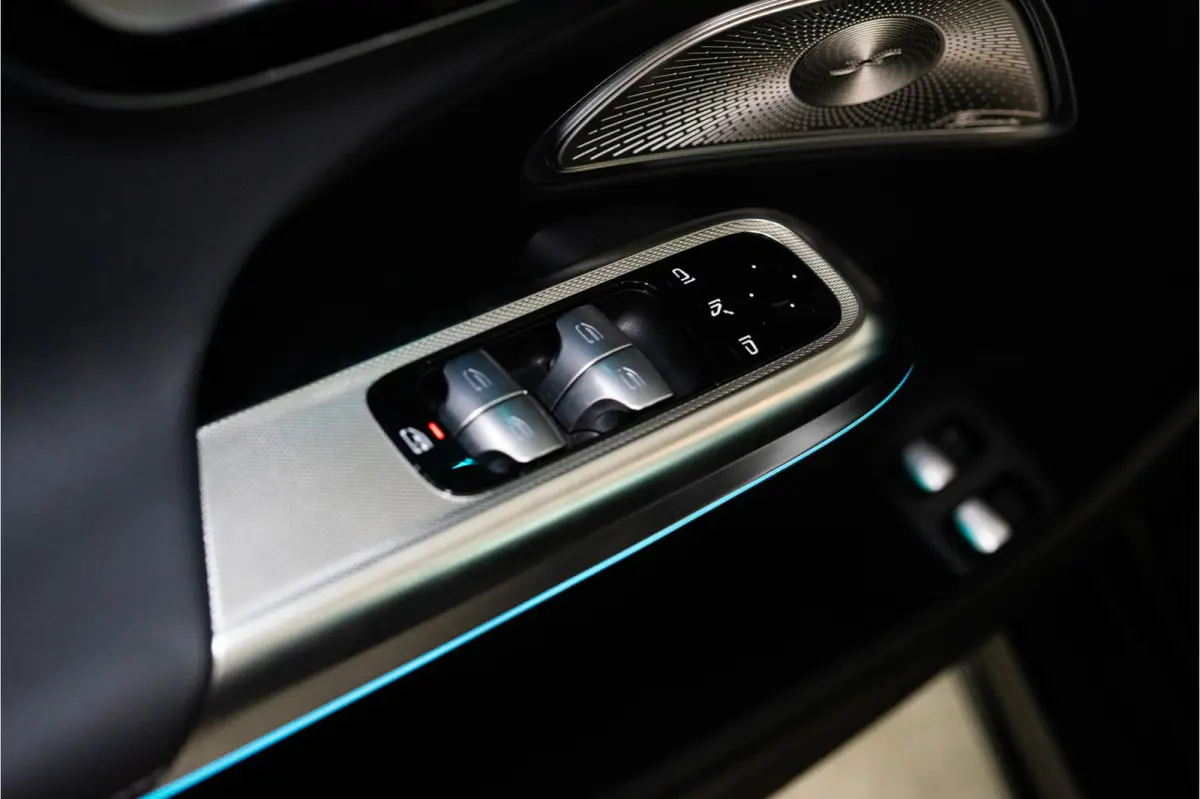 300 e Premium+ AMG 313PK | Burmester | Pano | Trekhaak | Multibeam | VOL! Fabrieksgarantie