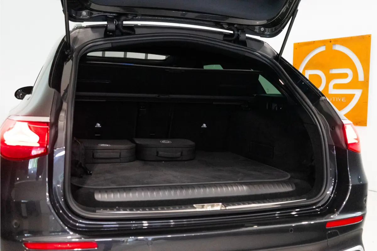 300 e Premium+ AMG 313PK | Burmester | Pano | Trekhaak | Multibeam | VOL! Fabrieksgarantie