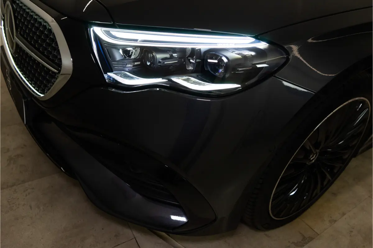 300 e Premium+ AMG 313PK | Burmester | Pano | Trekhaak | Multibeam | VOL! Fabrieksgarantie