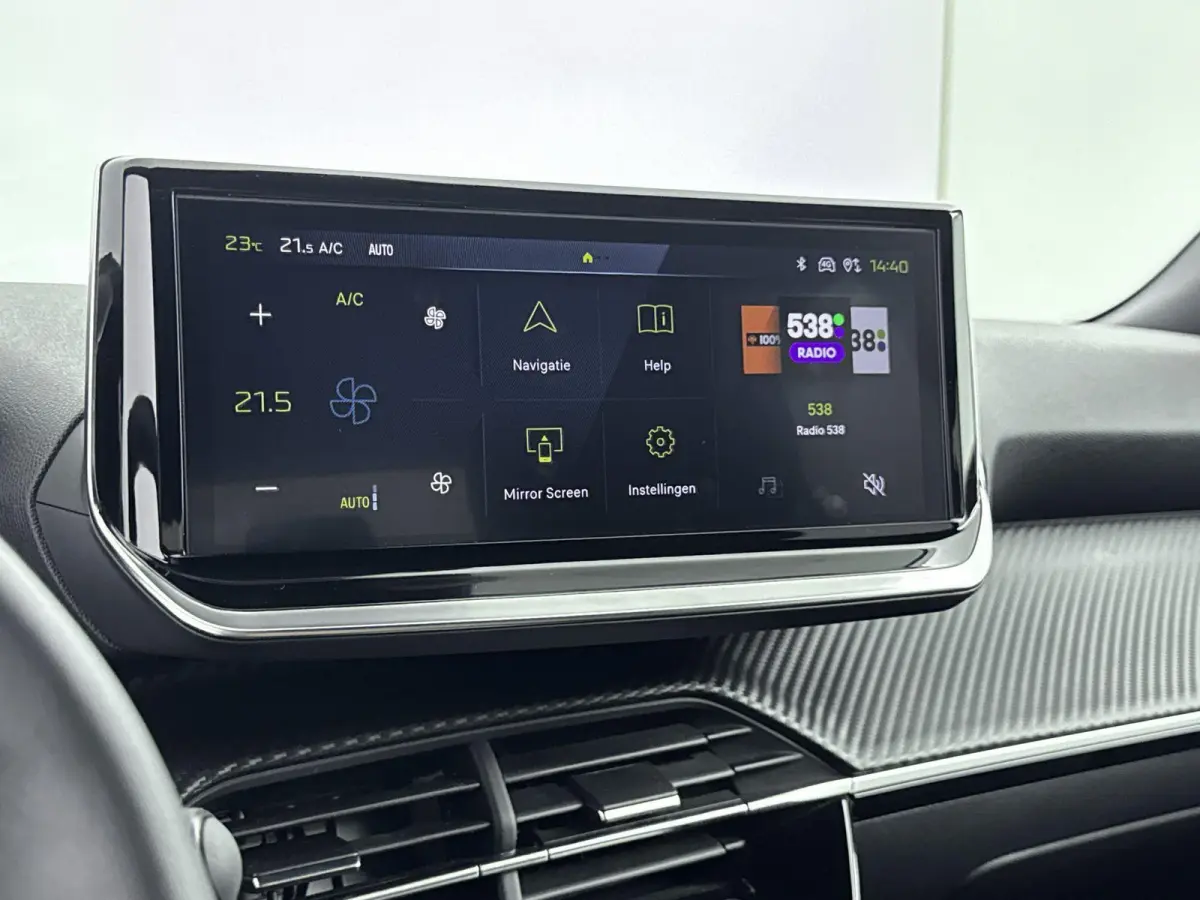 1.2 Hybrid 145 Allure | Keyless | Navigatie | Lichtmetalen velgen | Android Auto/Apple CarPlay |