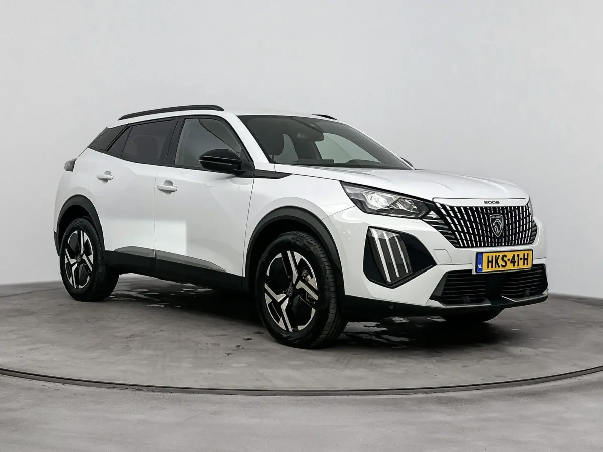 1.2 Hybrid 145 Allure | Keyless | Navigatie | Lichtmetalen velgen | Android Auto/Apple CarPlay |