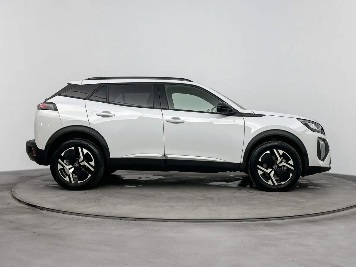 1.2 Hybrid 145 Allure | Keyless | Navigatie | Lichtmetalen velgen | Android Auto/Apple CarPlay |
