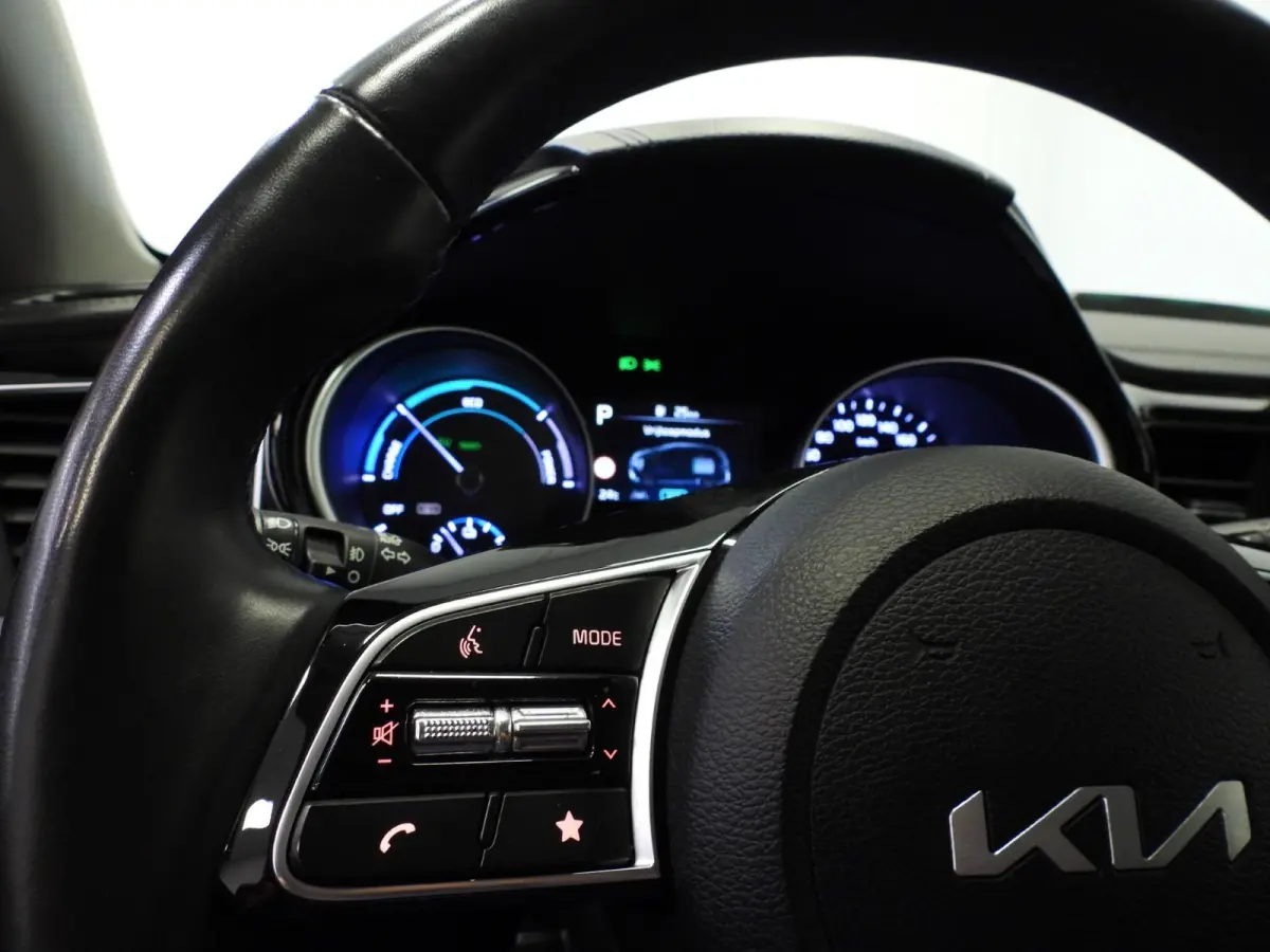 1.6 GDI PHEV Plug-In DynamicPlusLine NAVI/CAMERA/EL.KLEP/LED/16"LMV!