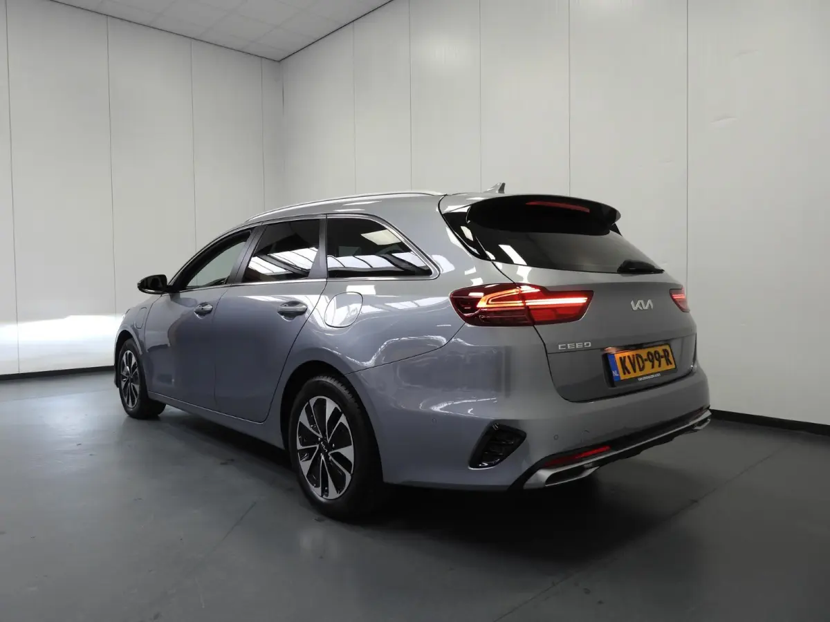 1.6 GDI PHEV Plug-In DynamicPlusLine NAVI/CAMERA/EL.KLEP/LED/16"LMV!
