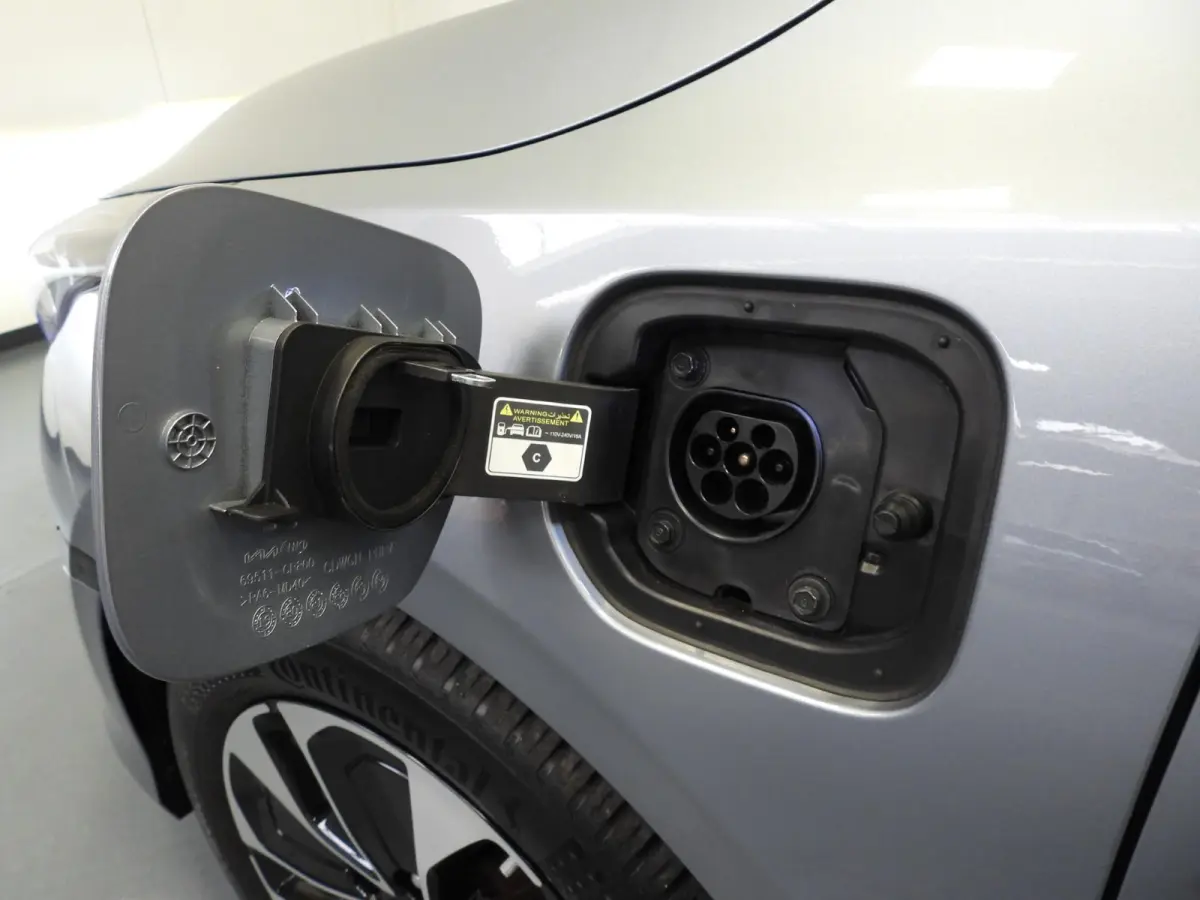 1.6 GDI PHEV Plug-In DynamicPlusLine NAVI/CAMERA/EL.KLEP/LED/16"LMV!