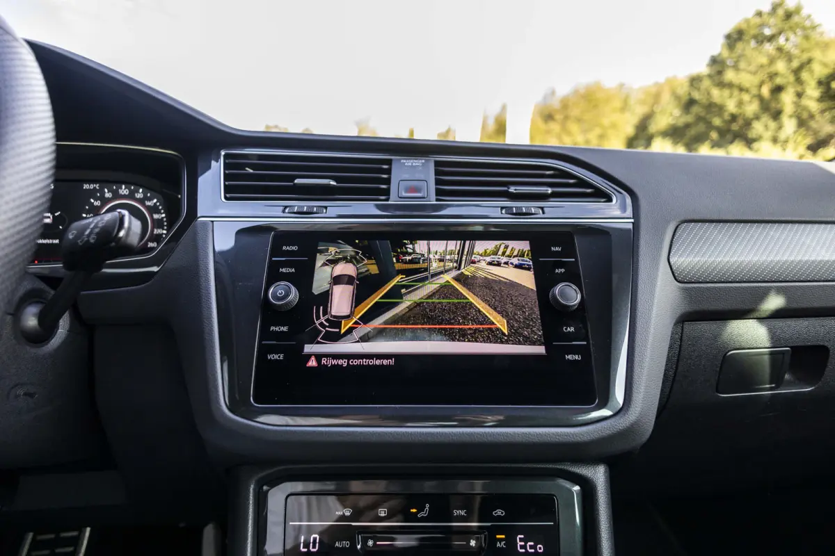 1.4 TSI eHybrid R-Line Business