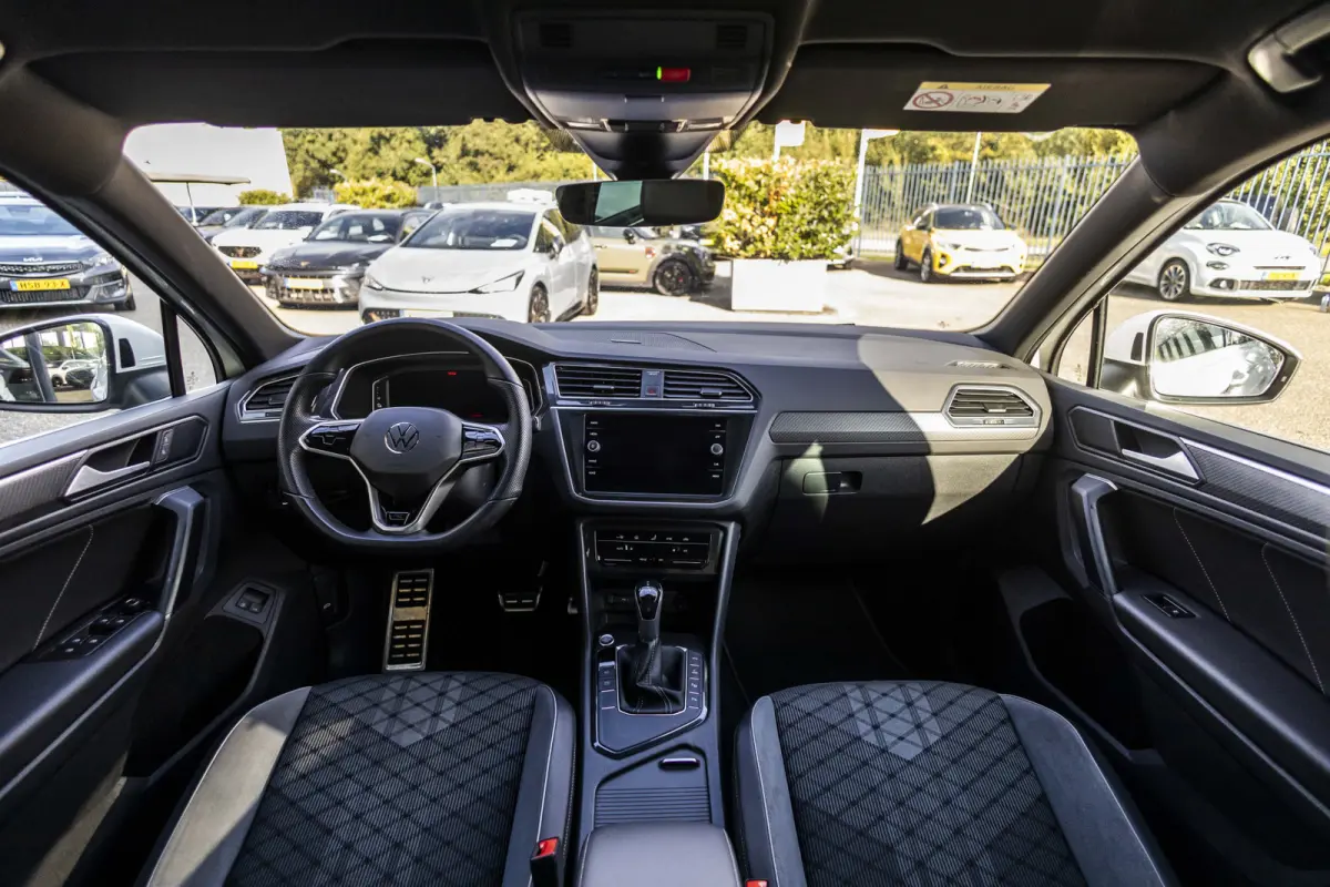 1.4 TSI eHybrid R-Line Business
