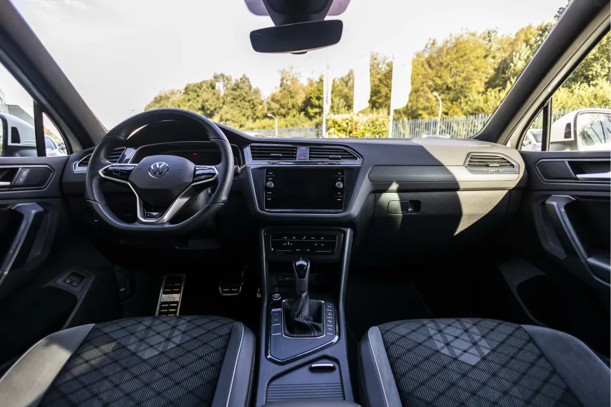 1.4 TSI eHybrid R-Line Business