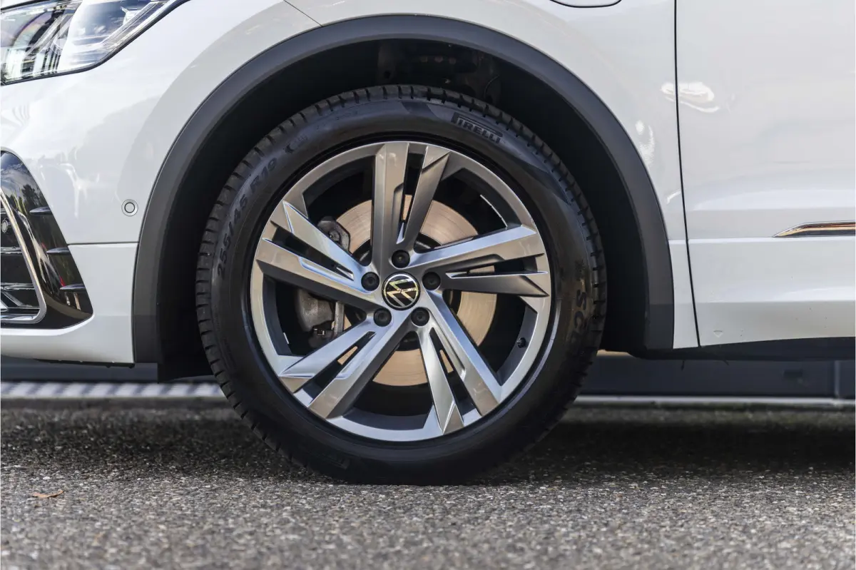 1.4 TSI eHybrid R-Line Business