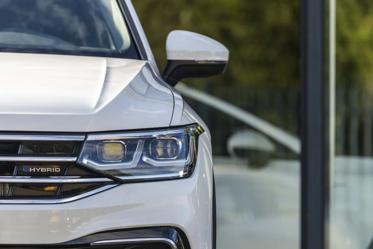 1.4 TSI eHybrid R-Line Business