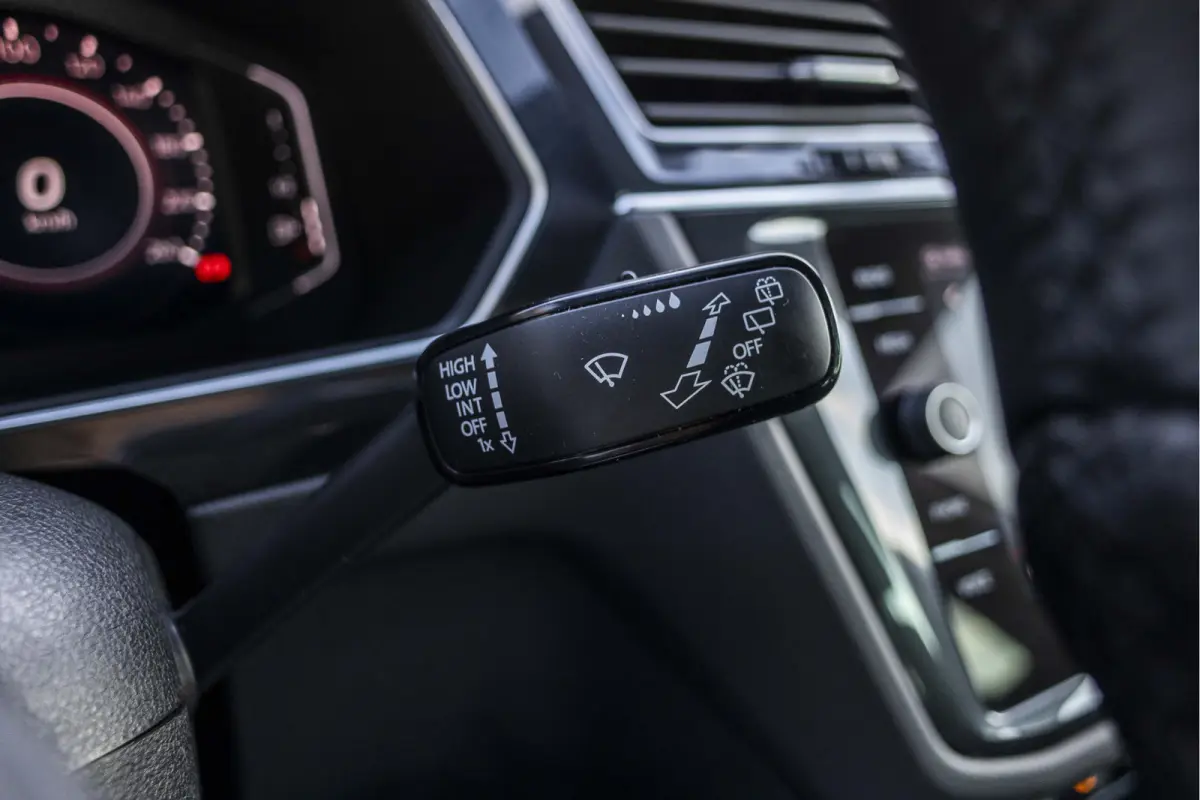 1.4 TSI eHybrid R-Line Business