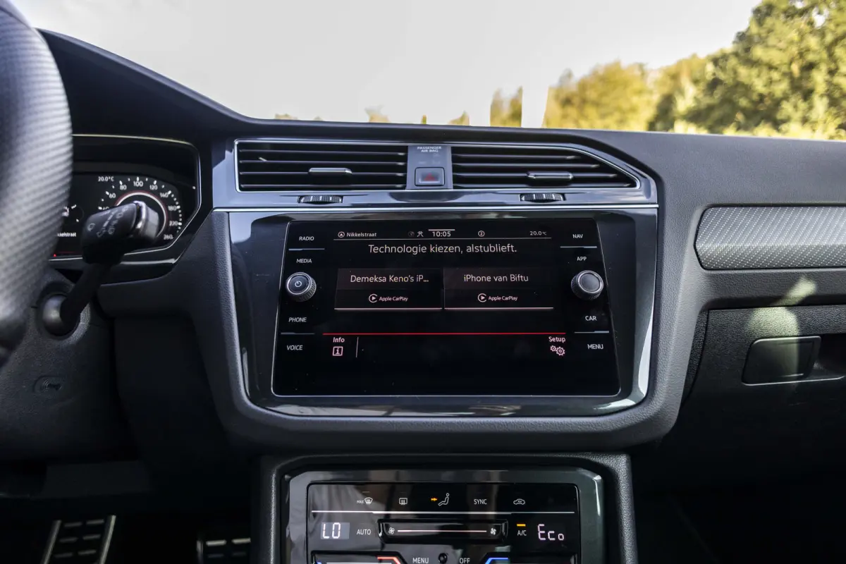 1.4 TSI eHybrid R-Line Business