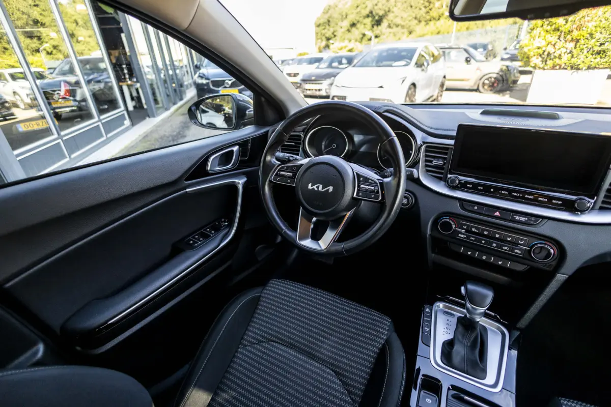 1.6 GDi PHEV DynamicPlusLine | stoel / stuurverwarming |
