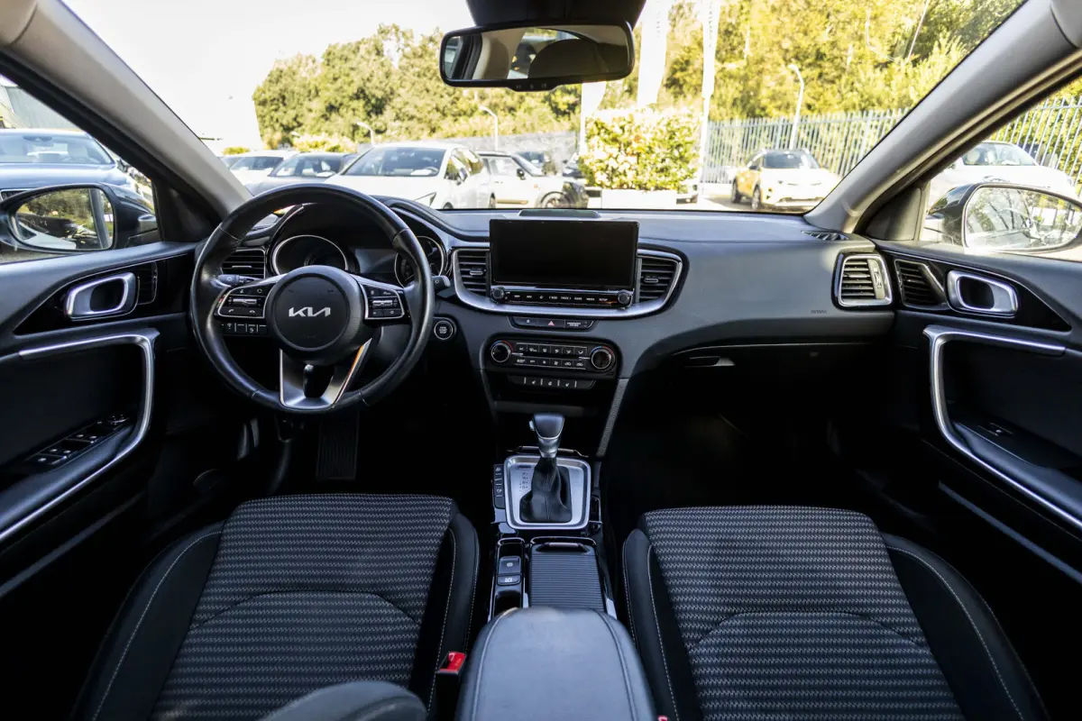1.6 GDi PHEV DynamicPlusLine | stoel / stuurverwarming |