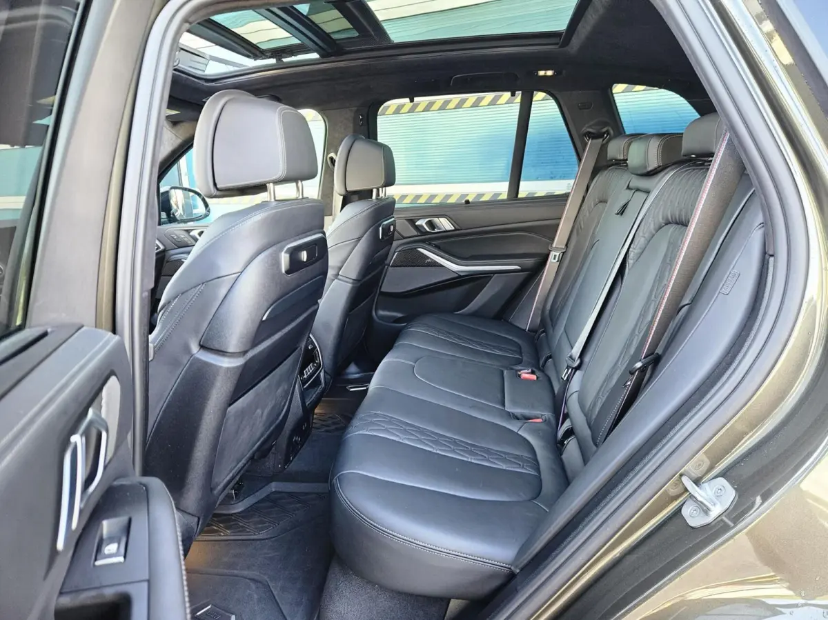 xDrive50e M Sport Pano Hud 360 Alcantara Hemel