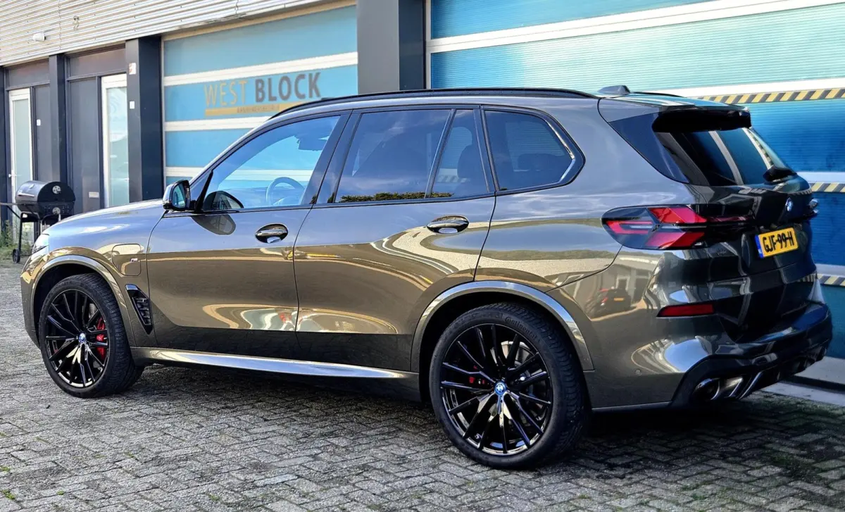 xDrive50e M Sport Pano Hud 360 Alcantara Hemel