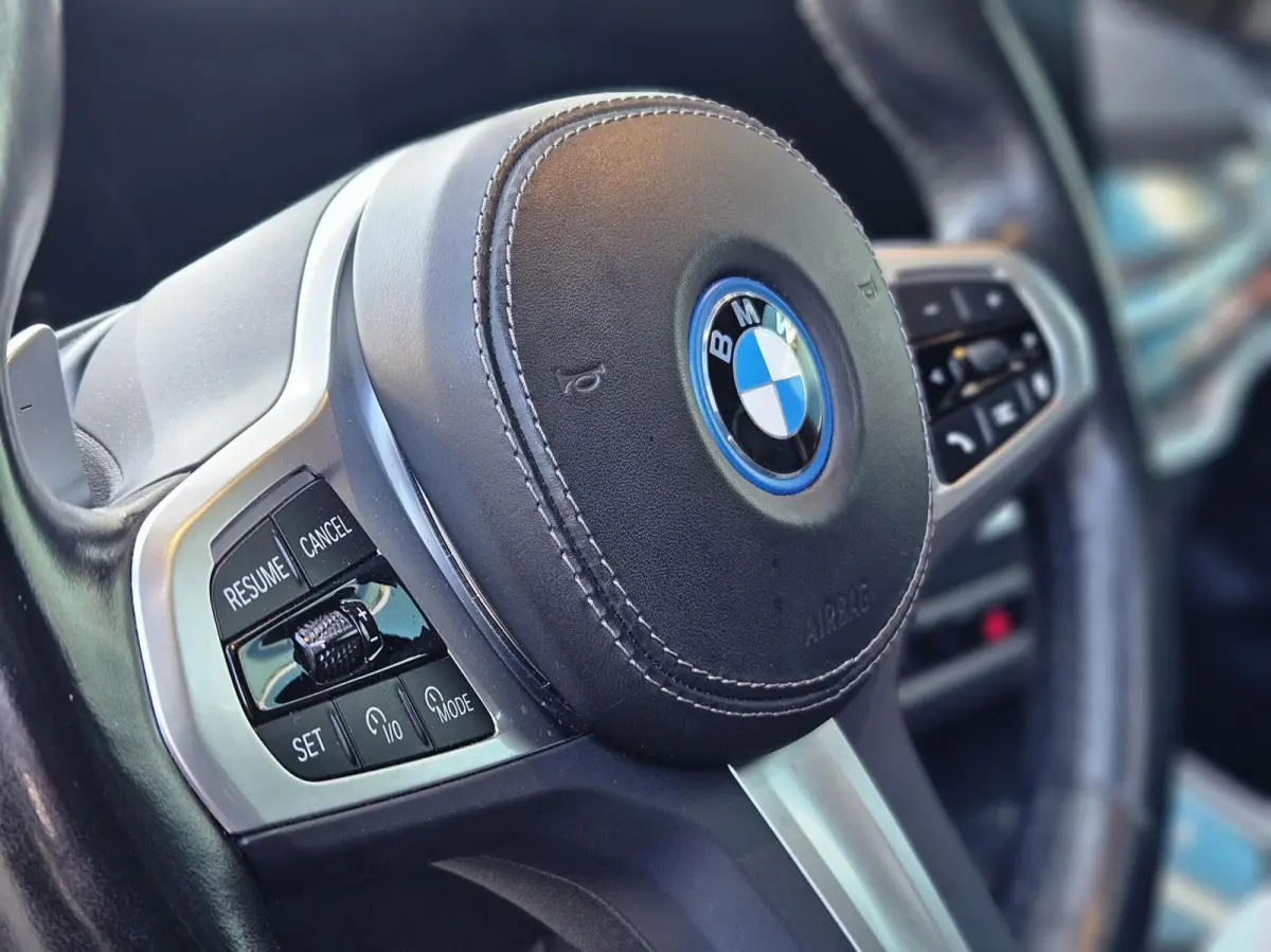 xDrive50e M Sport Pano Hud 360 Alcantara Hemel